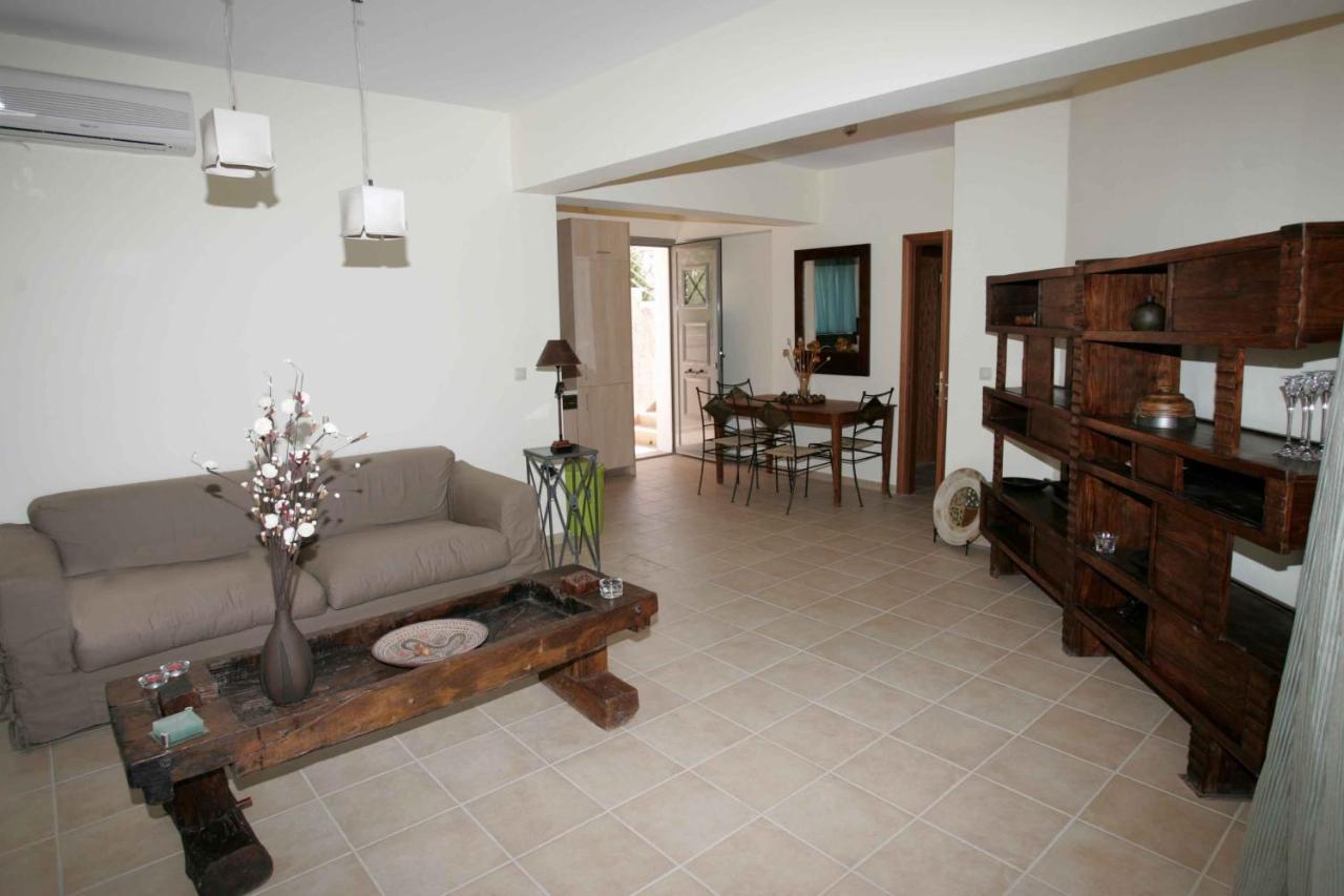 Erofili Villas ลูร์ดฮาตา ภายนอก รูปภาพ